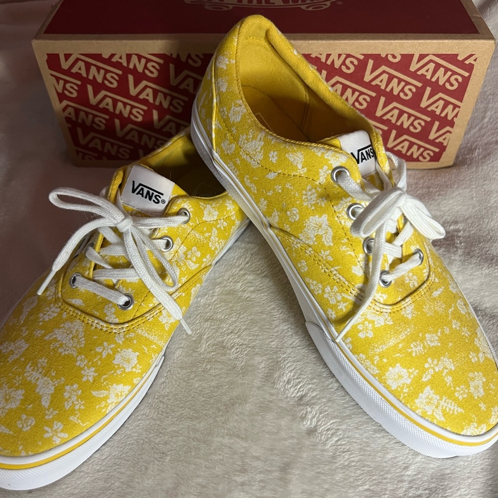 NEW Vans yellow doheny Tropics shoes
